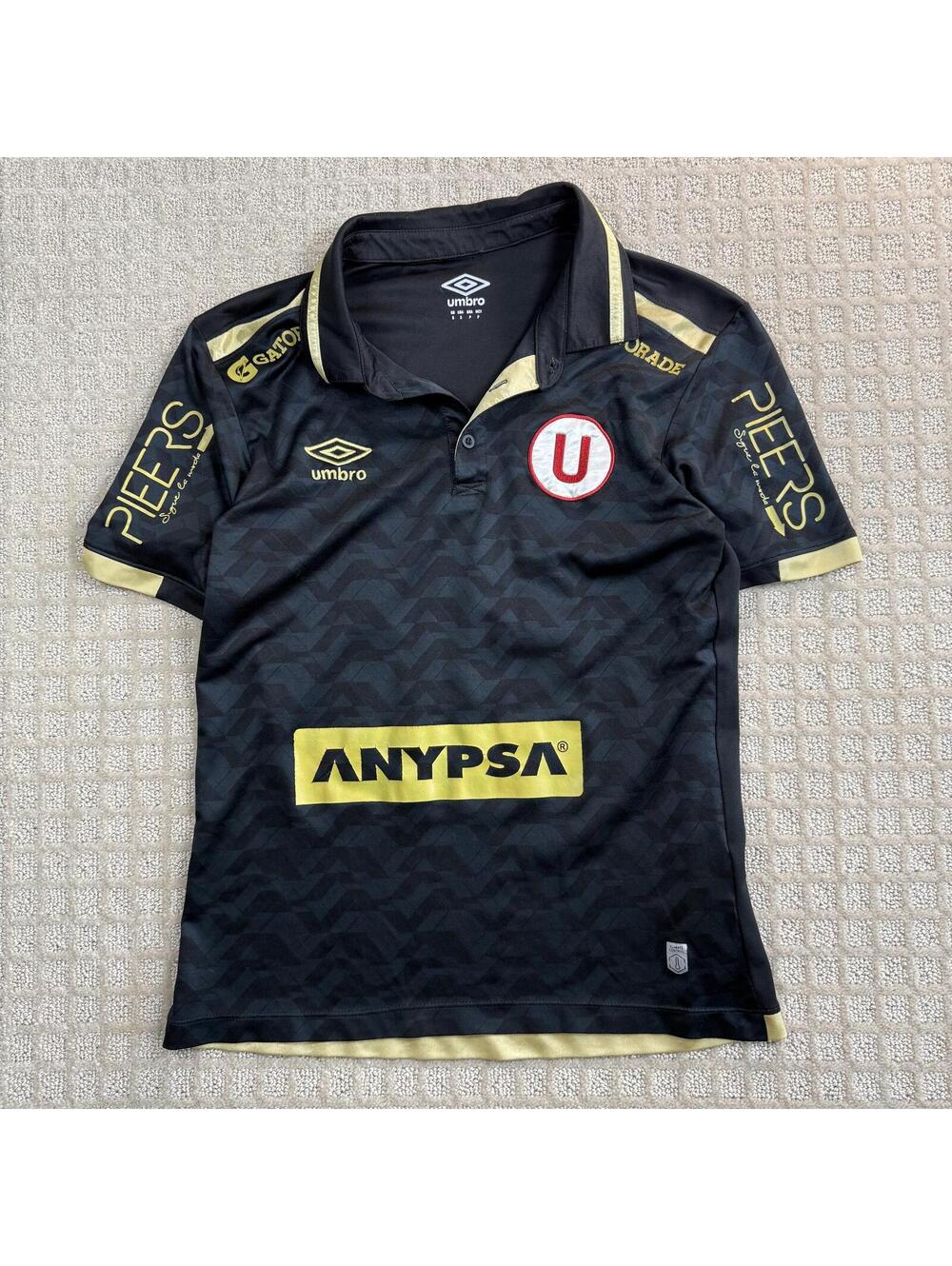 Umbro Universitario 2017 Third Jersey Black Gold S